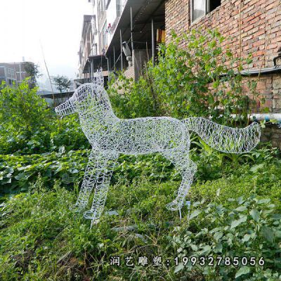 游乐场不锈钢狼雕塑