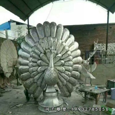 景区不锈钢孔雀雕塑