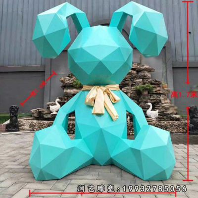景区玻璃钢兔子雕塑