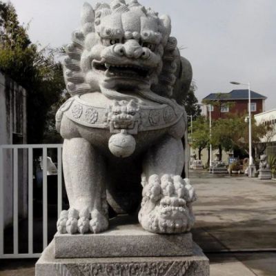 游乐场动物狮子石雕