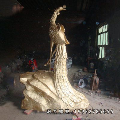 草坪动物孔雀铜雕