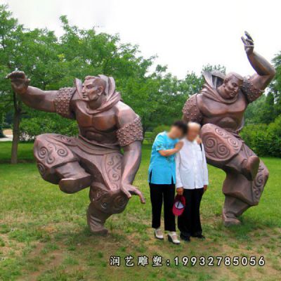 草坪少数民族铜雕